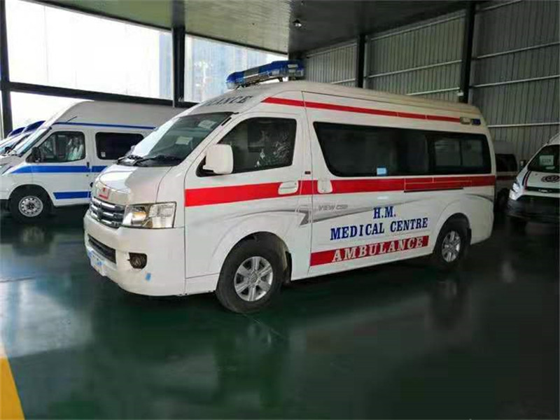 福田G9救護(hù)車（轉(zhuǎn)運(yùn)型、監(jiān)護(hù)型）汽油版